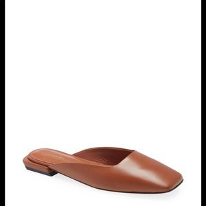 Frame Le Town Mule in tobacco in 37.5